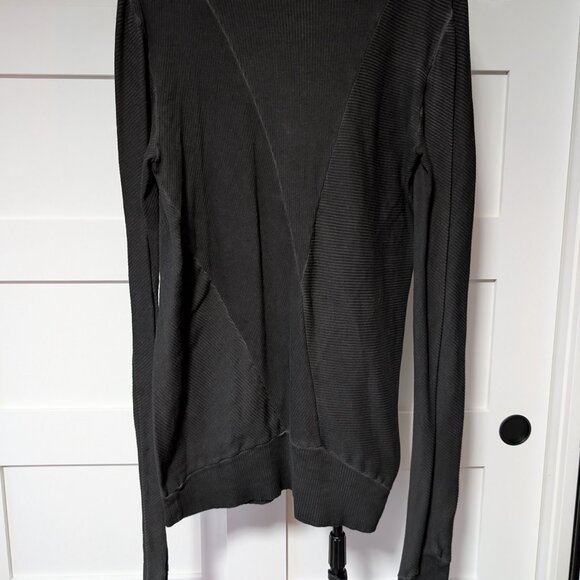 Army of Me LS Shirt Small NWT - Picture 2 of 4
